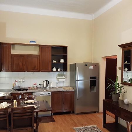Classic Style Apartment Beograd Ngoại thất bức ảnh